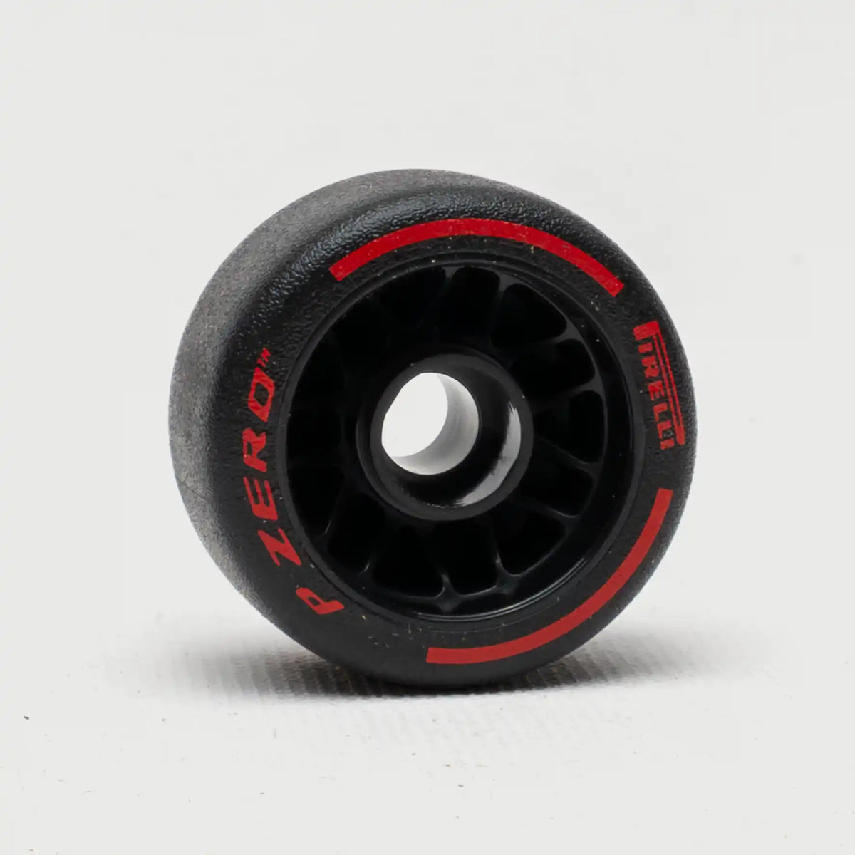 4 Ruedas Lego de Pirelli F1 en color rojo